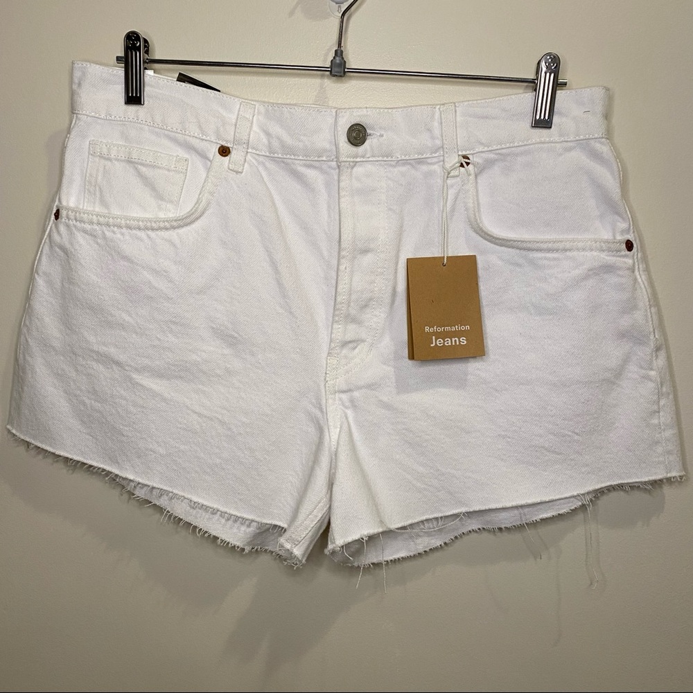REFORMATION Charlie High Rise Jean Short 30 - Picture 5 of 8